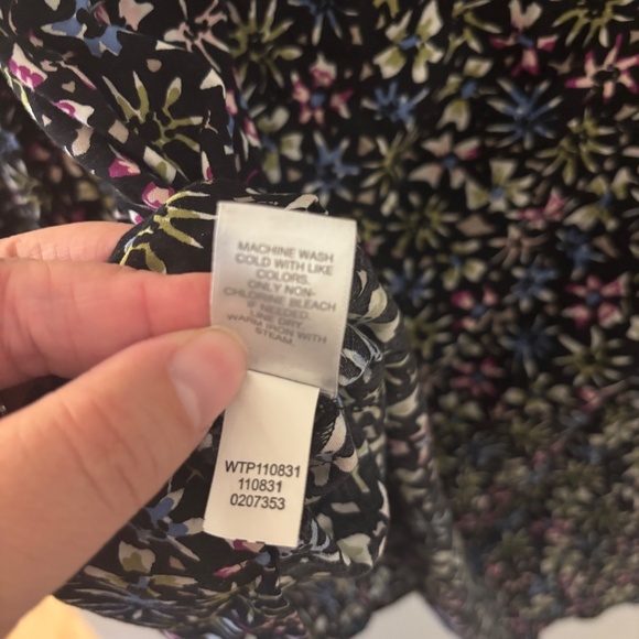 J. Jill Black Multicolor Floral Print Long Sleeve Blouse Women’s Medium - Picture 7 of 10